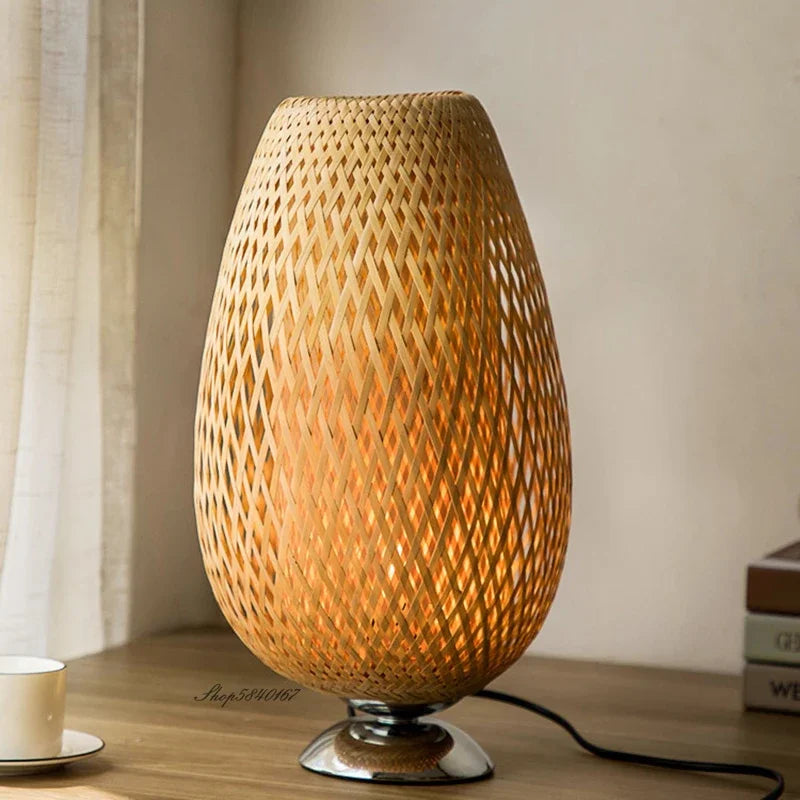 BAMBOO LUMINA – Vintage Table Lamp with Rustic Charm