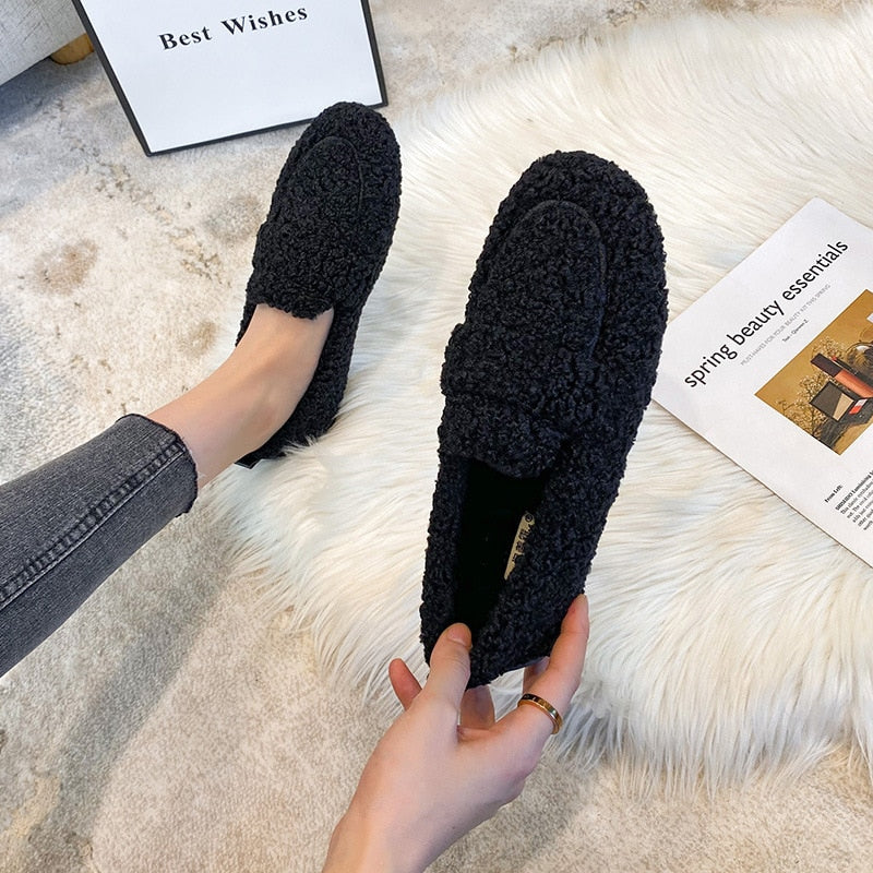 Cozy Plush Slippers for Ultimate Comfort