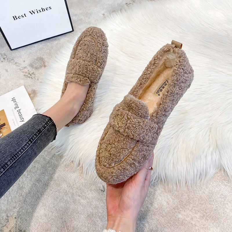 Cozy Plush Slippers for Ultimate Comfort
