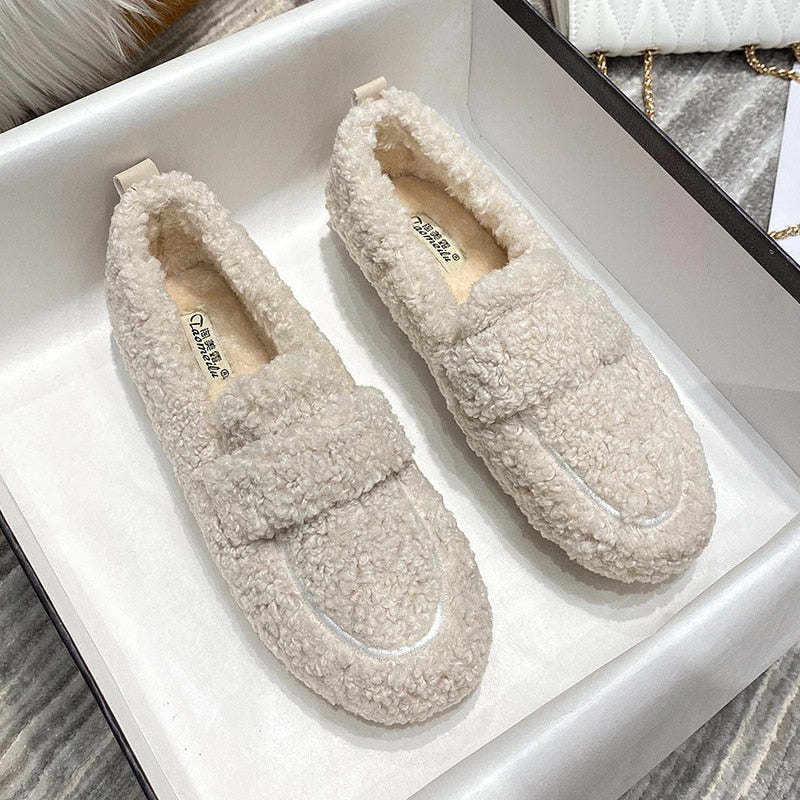 Cozy Plush Slippers for Ultimate Comfort