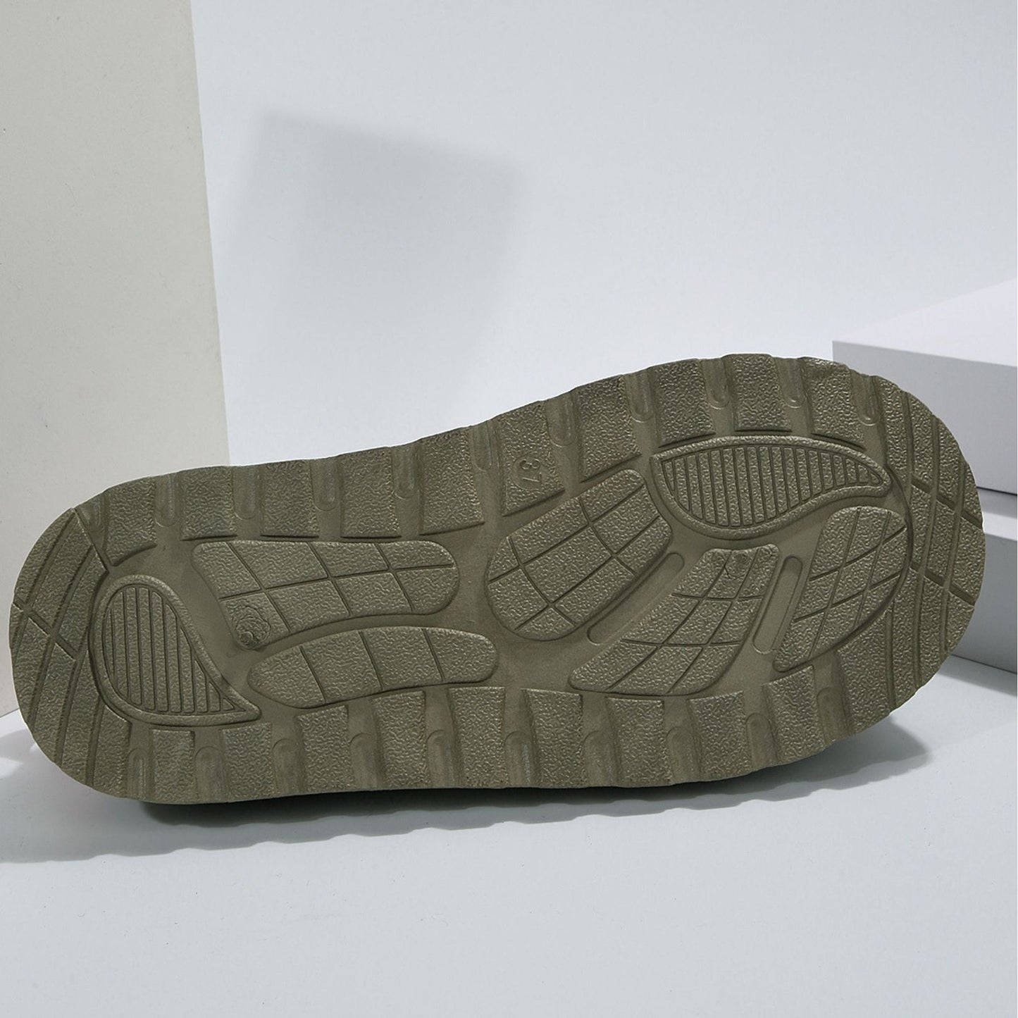 Elegant Faux Suede Women's Slippers