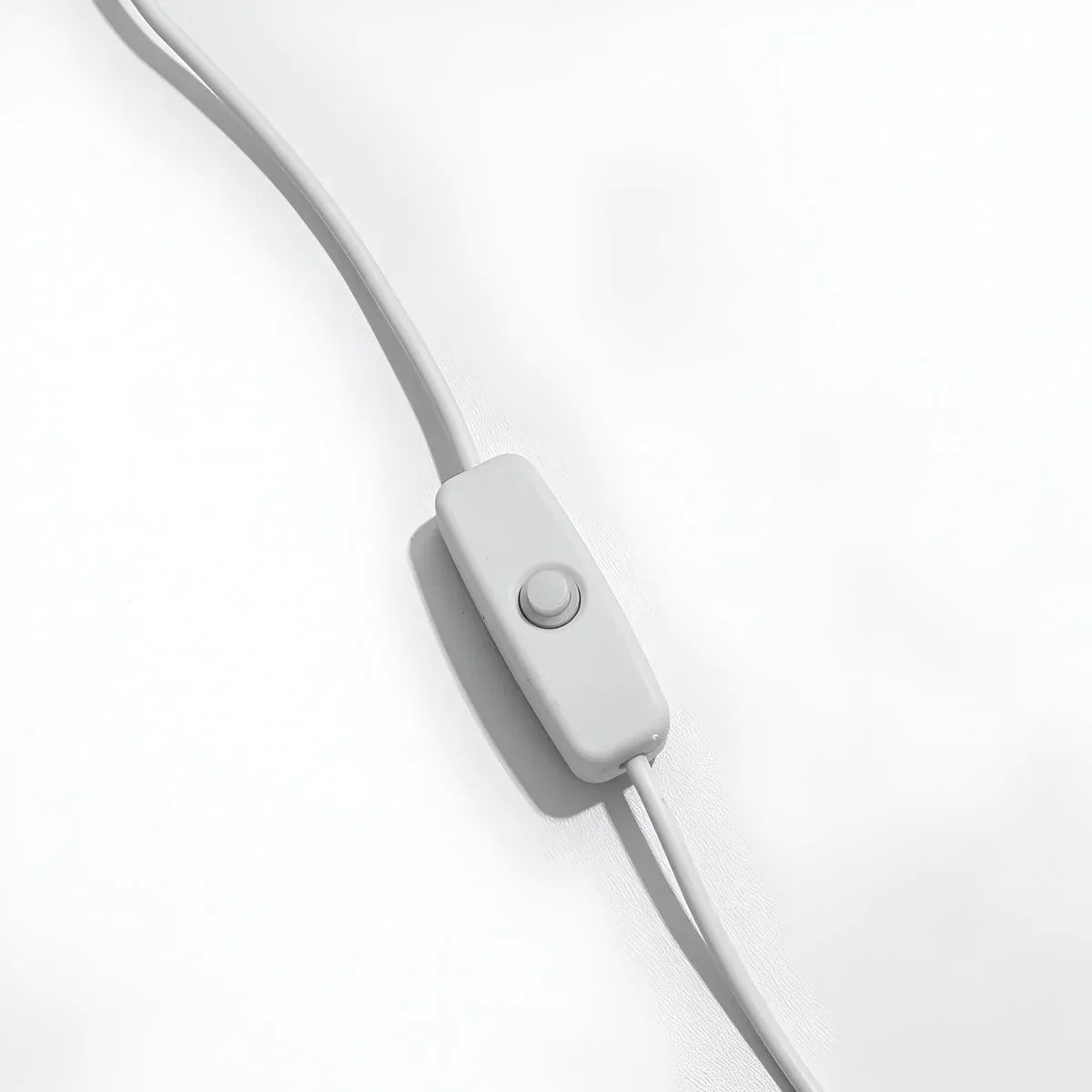 LUMINOUS WILDLIFE – Enchanting Table Lamp for Kids