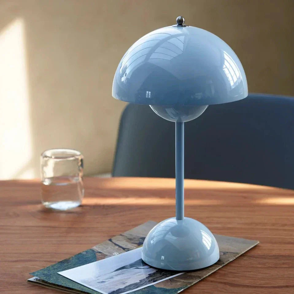 LUNARIA – Chic Wireless LED Table Lamp