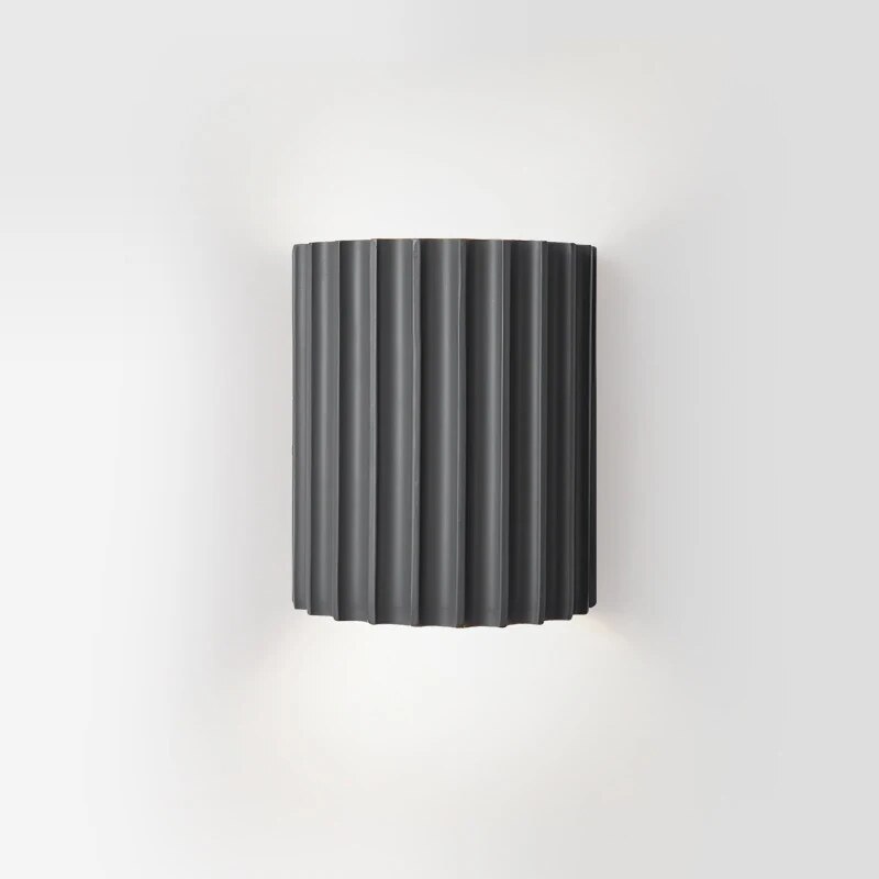 LUMINOUS ARTISTRY – Modern Resin Wall Lamp