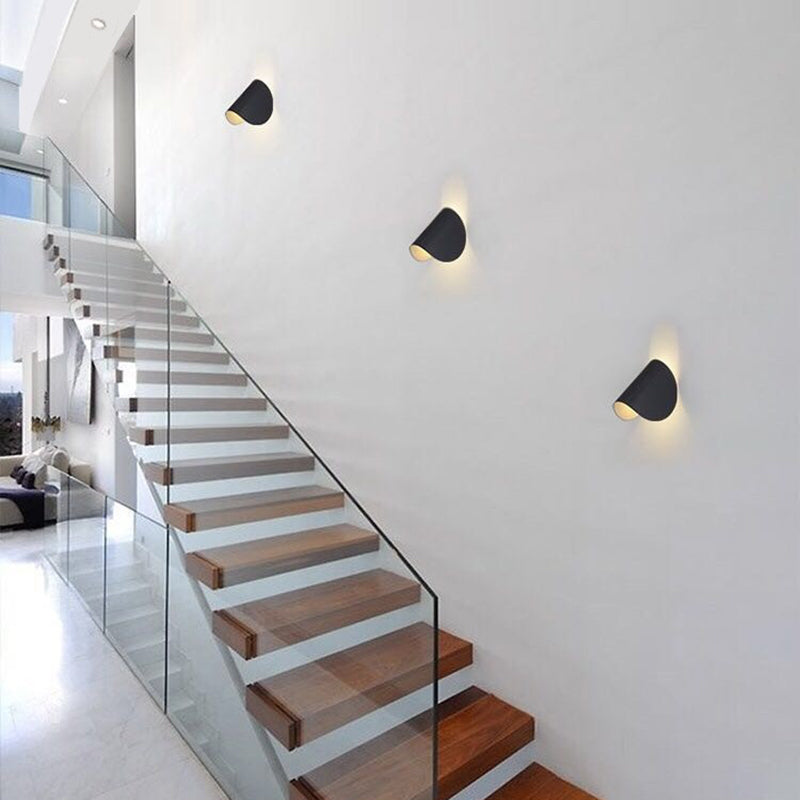 LUMINAIRE – Vibrant Modern Wall Light Fixture