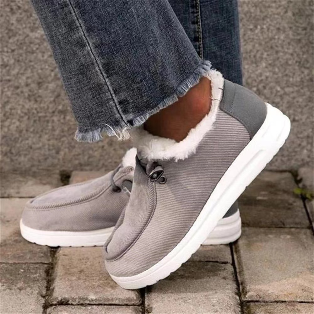 Elegant Winter Sneakers with Cozy Fur Lining