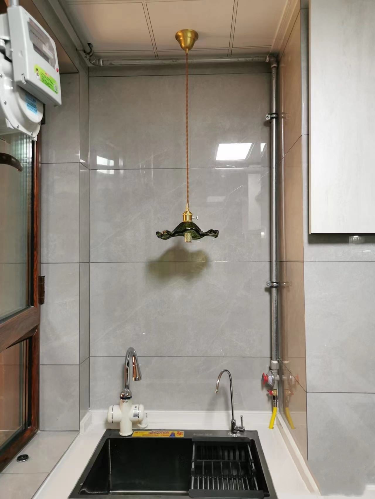 LUMINAIRE – Elegant LED Pendant Light Design