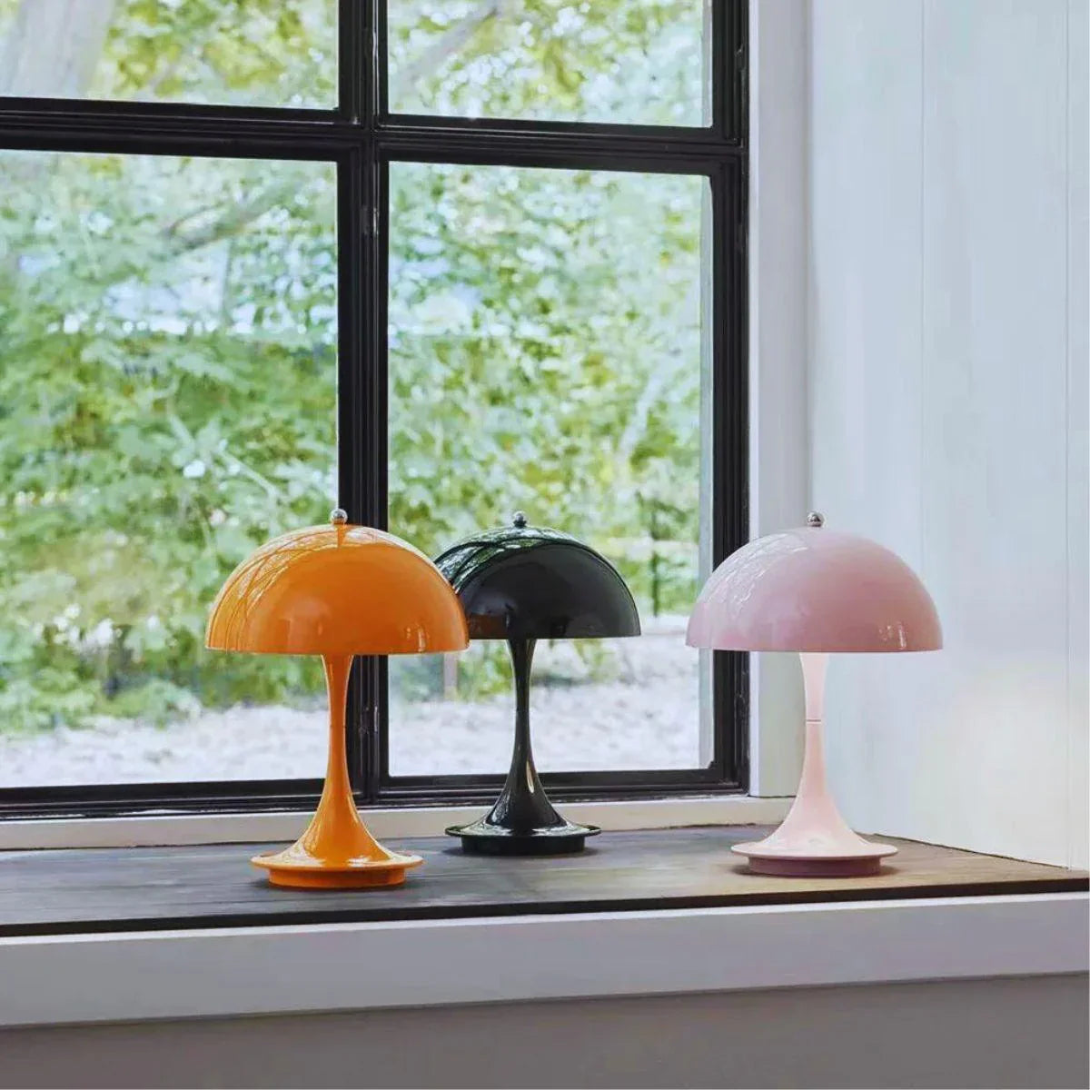 LUMINOUS BLOOM – Vibrant Cordless LED Lamp