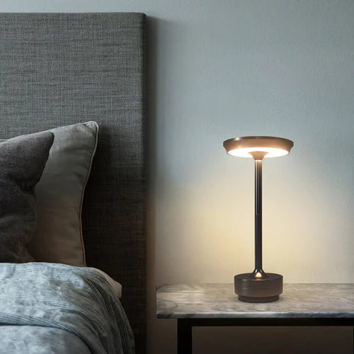 LUMINOUS – Modern Wireless Smart Table Lamp