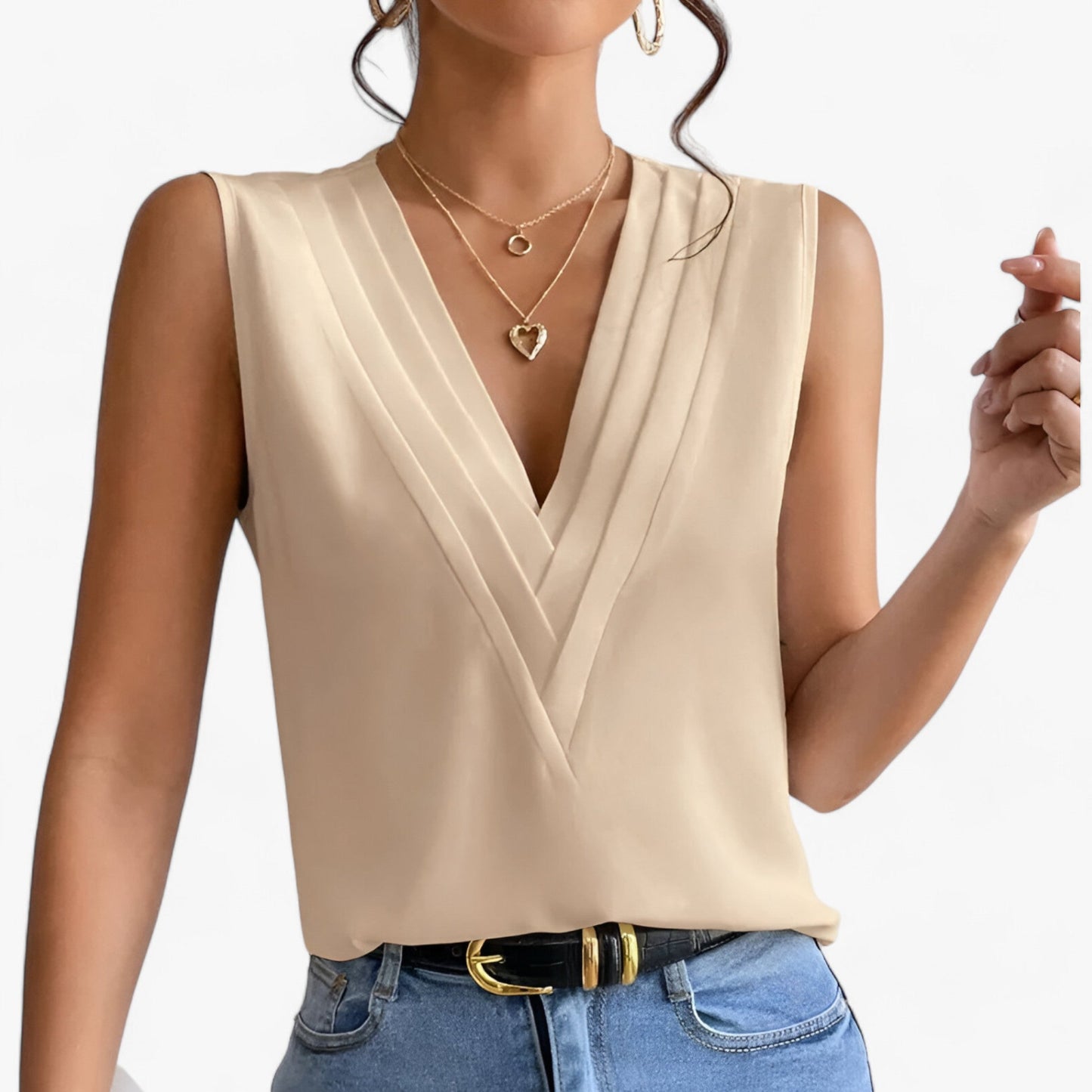 Chic Sleeveless Blouse for Effortless Style
