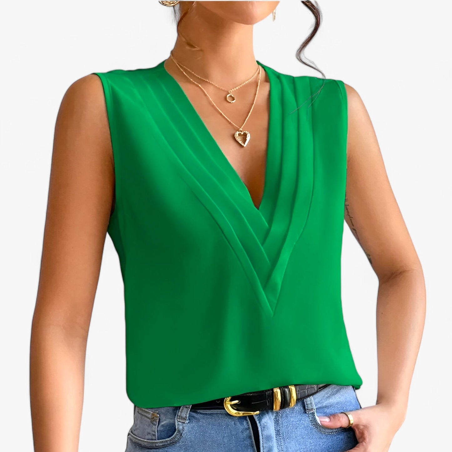 Chic Sleeveless Blouse for Effortless Style