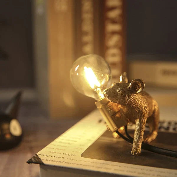 MOUSEY MAGIC – Playful Mouse Lamp for Any Room